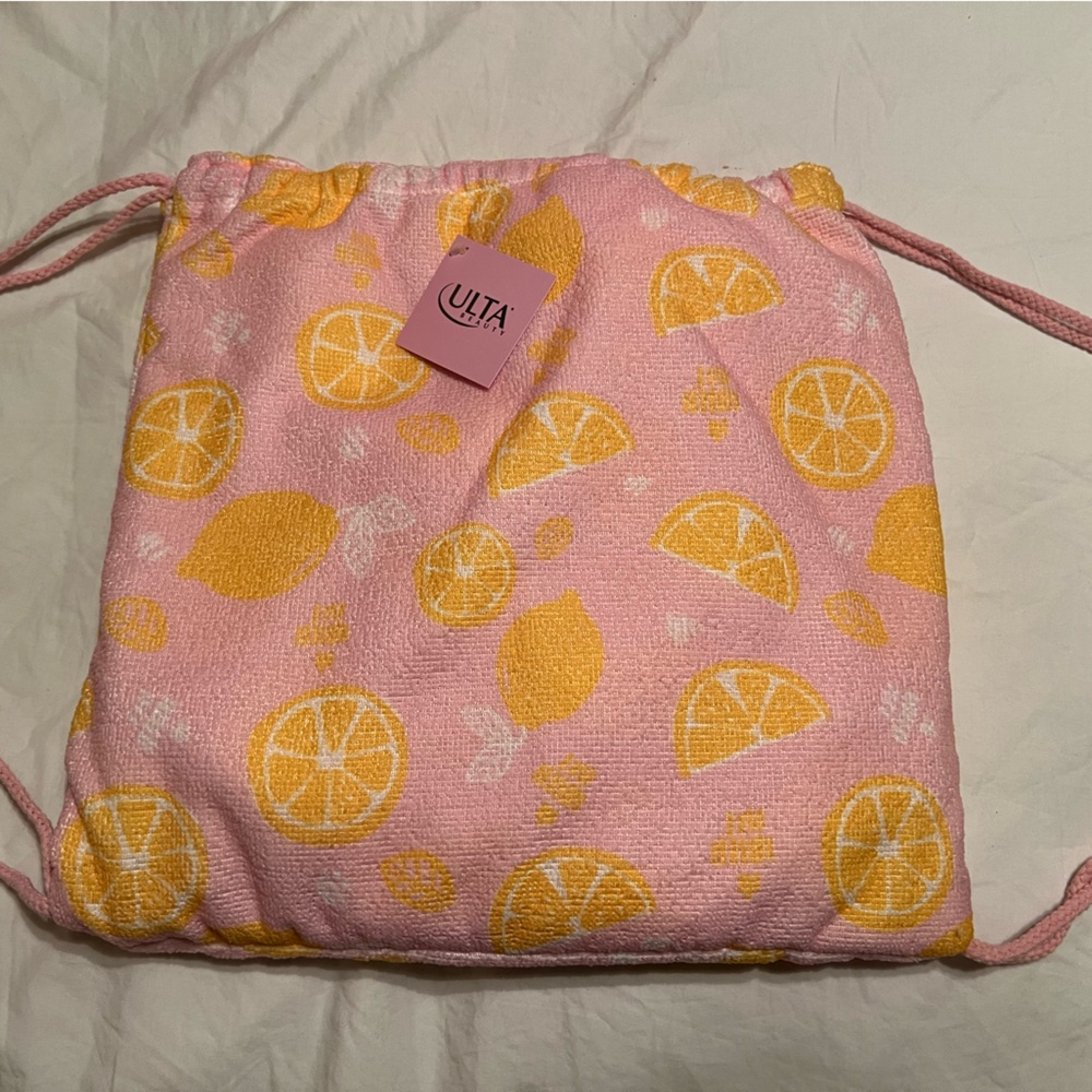 NEW! Beach towel with its own bag to carry on!